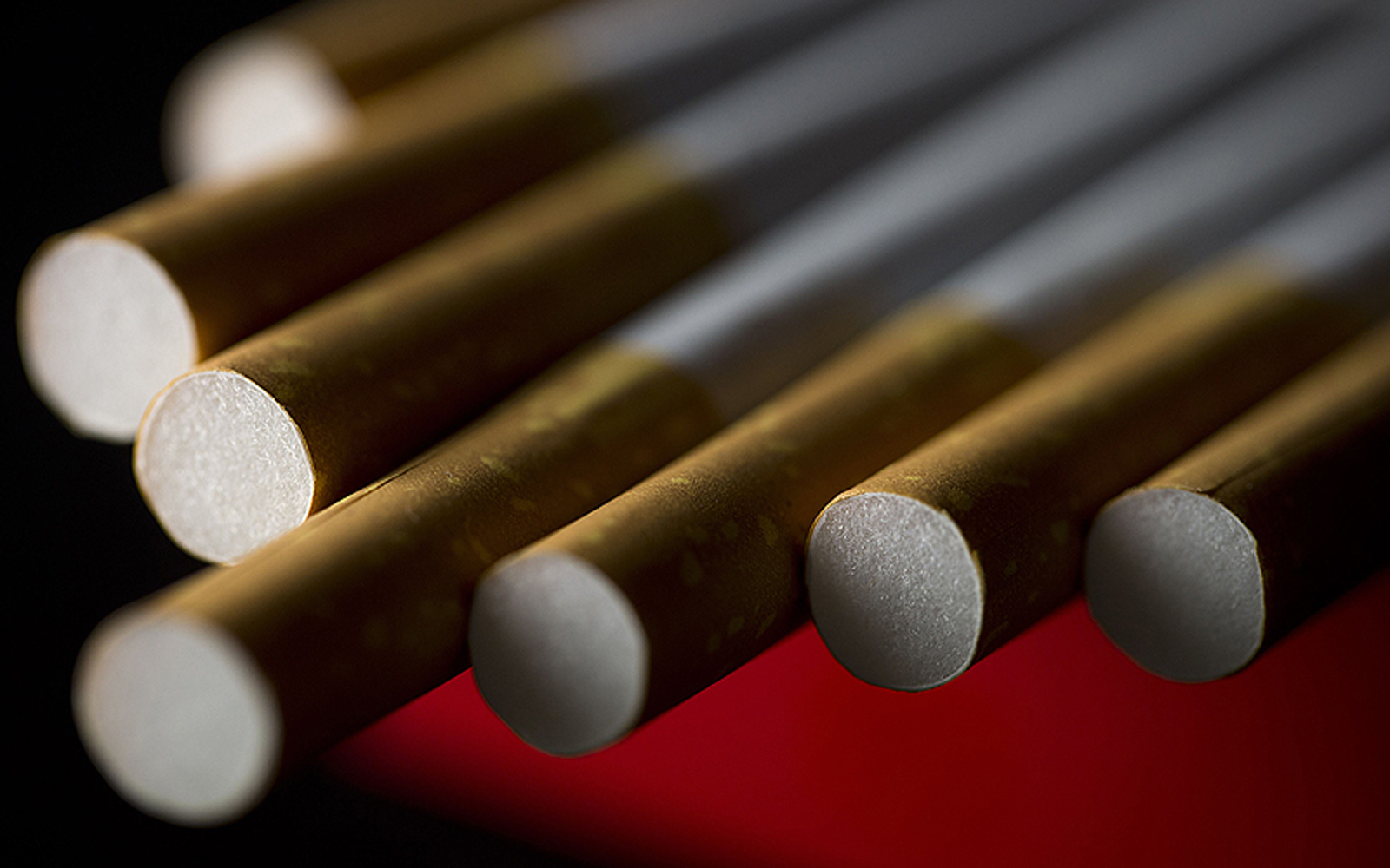 Huzzah! San Francisco Just Made It Illegal for Teens to Buy Cigarettes