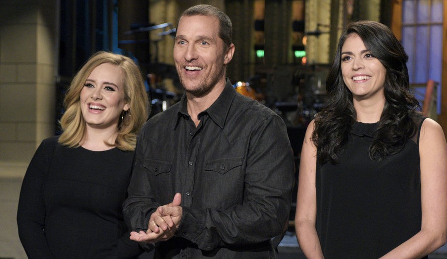 Matthew McConaughey is alright, alright, alright on 'SNL' as he tells the