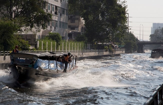More than 40 injured in Bangkok boat explosion