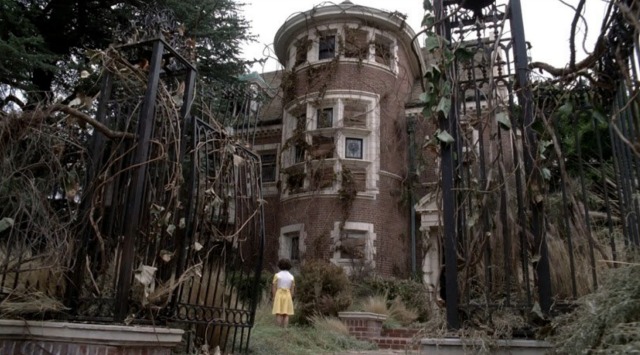 ‘American Horror Story’ Murder House Available To Rent On Airbnb