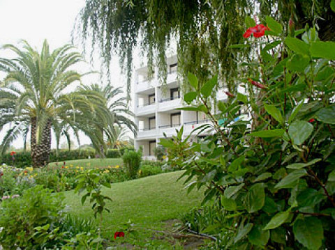Vilamoura Hotels - Parque Mourabel- Pe Do Lago- Oasis Village