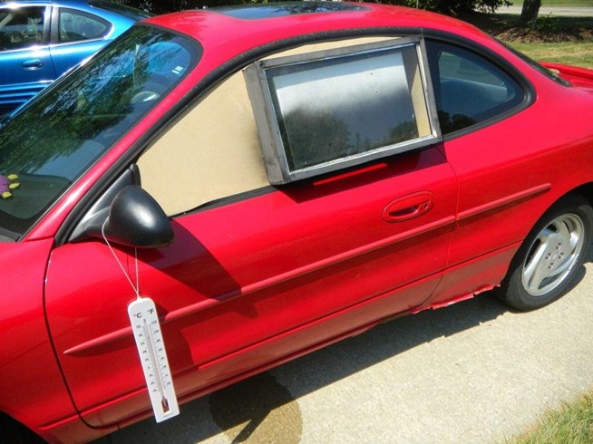 A/C Broke? Keep Your Car Cool with This DIY Solar-Powered Air Conditioner