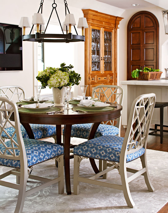 Decorating Details: Beautiful Blue-and-White Accents