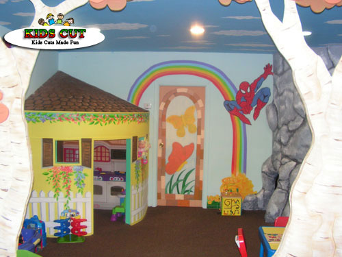 Welcome to Kids Cut Haircuts for Kids and Families Living in Lake Ronkonkoma