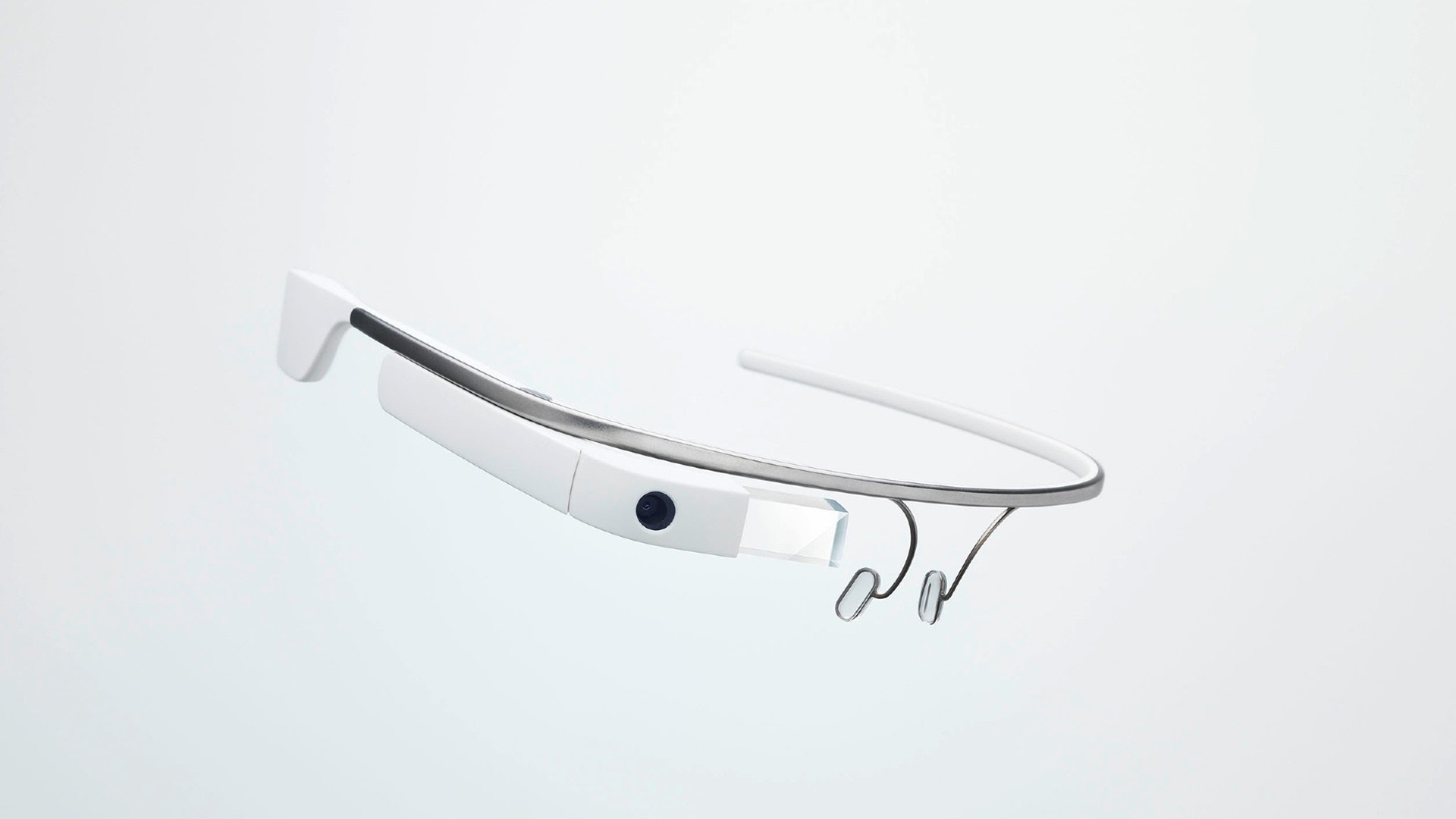 Google Glass consumer brand name killed off as social-media accounts are shut down